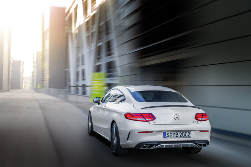 Illustration for article titled The Mercedes-AMG C43 Coupe Is Your V6 Budget C63